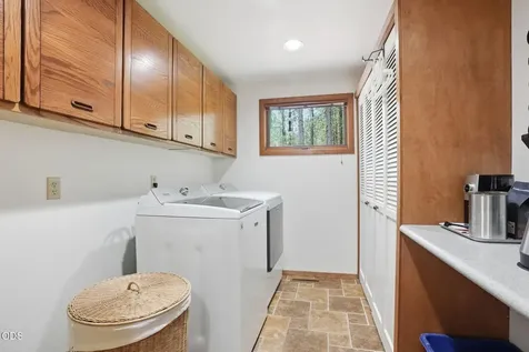 70305 Arvensis Black Butte Ranch OR 97759