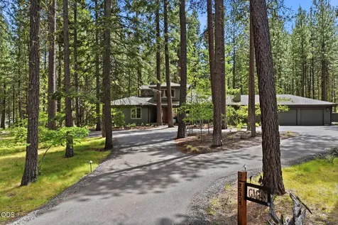 70305 Arvensis Black Butte Ranch OR 97759