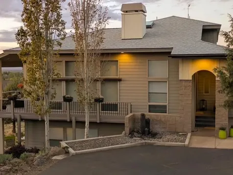893 Highland View Loop Redmond OR 97756