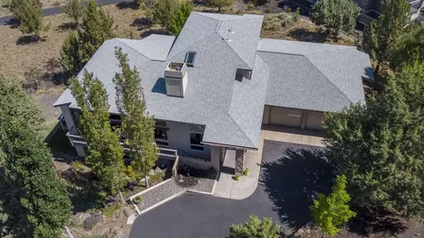 893 Highland View Loop Redmond OR 97756