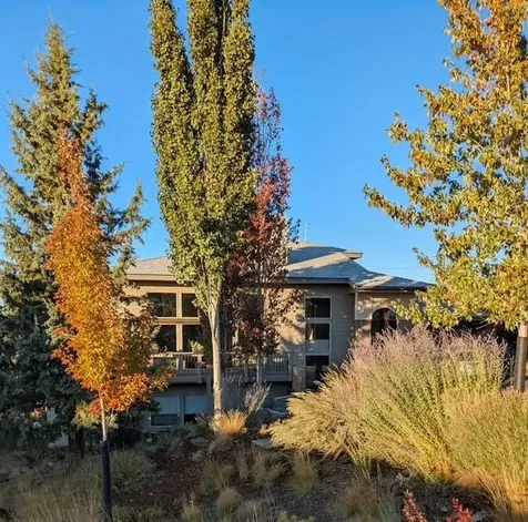 893 Highland View Loop Redmond OR 97756