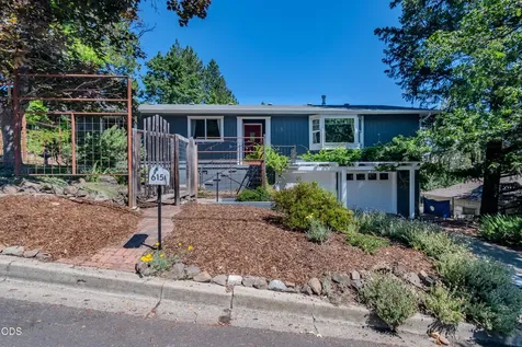 615 Ashland Street Ashland OR 97520