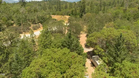 171 Melissa Lane Grants Pass OR 97526