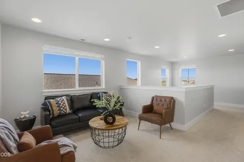 3757 NE Petrosa Avenue Bend OR 97701