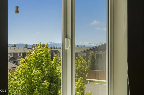 3757 NE Petrosa Avenue Bend OR 97701