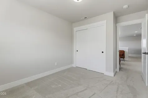 3757 NE Petrosa Avenue Bend OR 97701