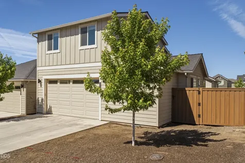 3757 NE Petrosa Avenue Bend OR 97701