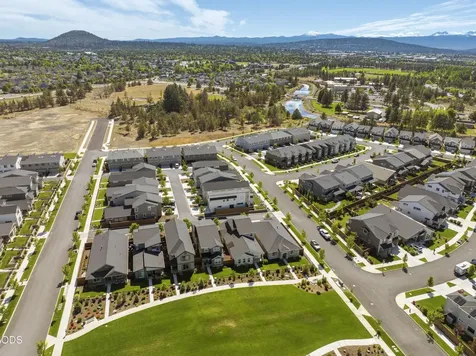 3757 NE Petrosa Avenue Bend OR 97701