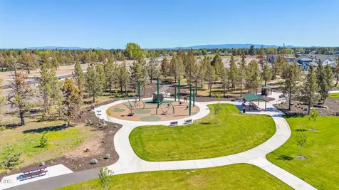 3757 NE Petrosa Avenue Bend OR 97701