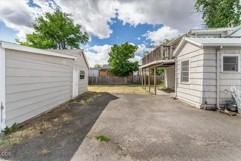 214 N Columbus Avenue Medford OR 97501