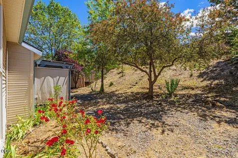 2054 California Avenue Klamath Falls OR 97601