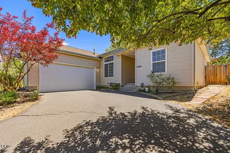 2054 California Avenue Klamath Falls OR 97601