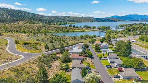 2054 California Avenue Klamath Falls OR 97601