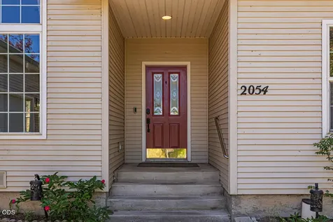 2054 California Avenue Klamath Falls OR 97601