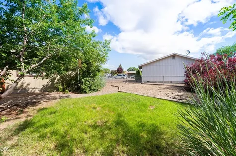 1029 SE Algonquian Loop Prineville OR 97754