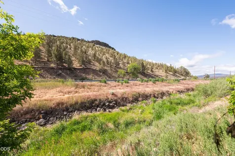1029 SE Algonquian Loop Prineville OR 97754