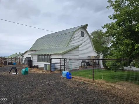 10410 SW Houston Lake Road Powell Butte OR 97753