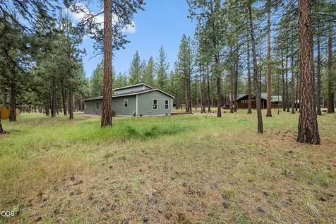 14431 Crossroads Loop Sisters OR 97759