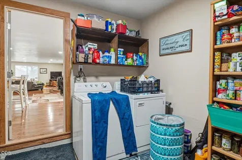 7995 SW Houston Lake Road Powell Butte OR 97753