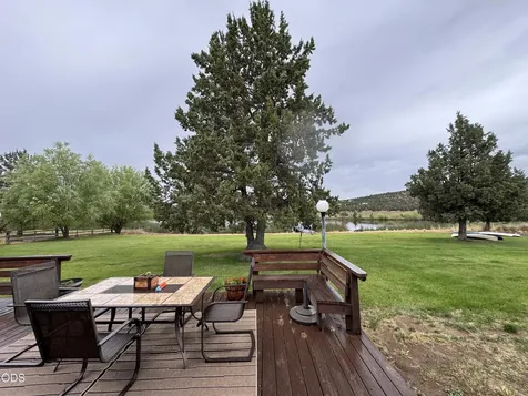 7995 SW Houston Lake Road Powell Butte OR 97753