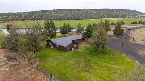 7995 SW Houston Lake Road Powell Butte OR 97753