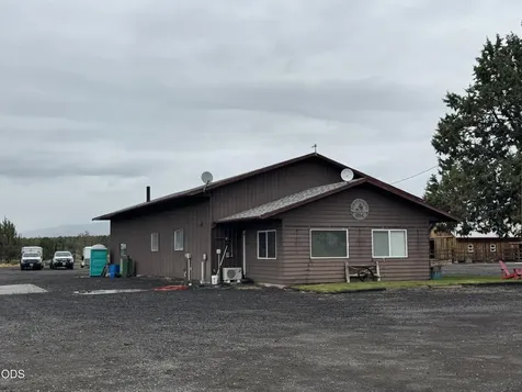 7995 SW Houston Lake Road Powell Butte OR 97753