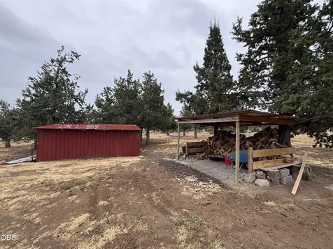 7995 SW Houston Lake Road Powell Butte OR 97753