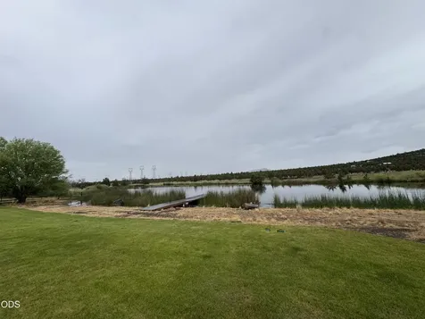 7995 SW Houston Lake Road Powell Butte OR 97753