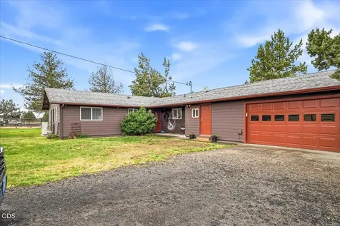7995 SW Houston Lake Road Powell Butte OR 97753