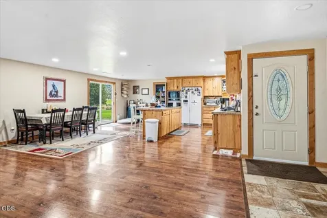 7995 SW Houston Lake Road Powell Butte OR 97753