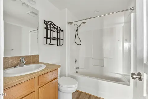 454 NE Spruce Court Redmond OR 97756