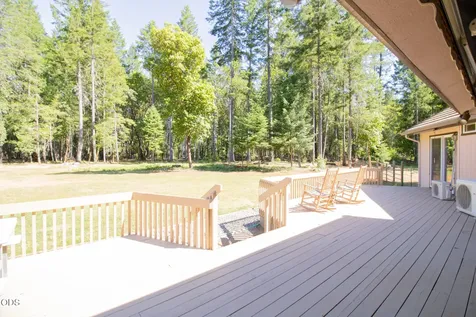 1133 Idlewild Drive Cave Junction OR 97523