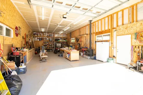 1133 Idlewild Drive Cave Junction OR 97523