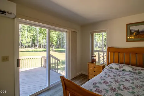 1133 Idlewild Drive Cave Junction OR 97523