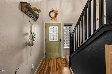 332 Live Oak Loop Central Point OR 97502