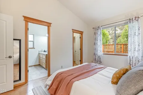 1009 SW Crosscut Court Bend OR 97702