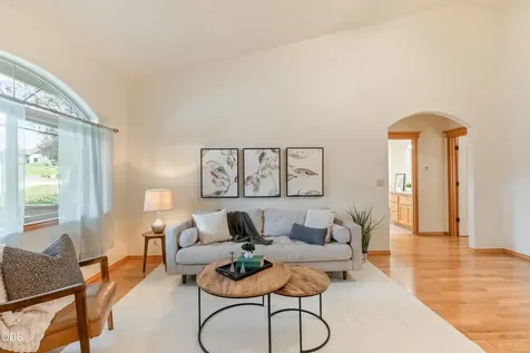 1009 SW Crosscut Court Bend OR 97702