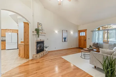 1009 SW Crosscut Court Bend OR 97702