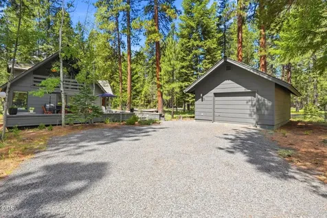 71105 Meadow Grass Circle Black Butte Ranch OR 97759