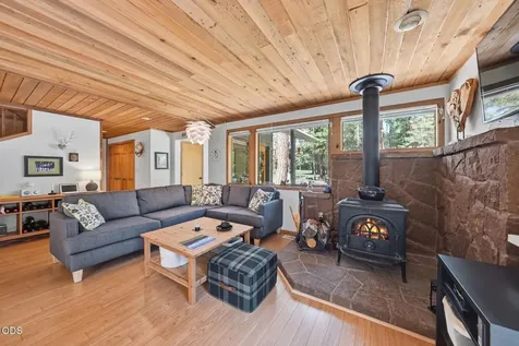 71105 Meadow Grass Circle Black Butte Ranch OR 97759