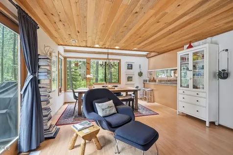 71105 Meadow Grass Circle Black Butte Ranch OR 97759