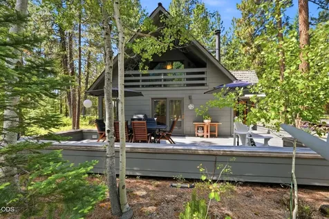 71105 Meadow Grass Circle Black Butte Ranch OR 97759