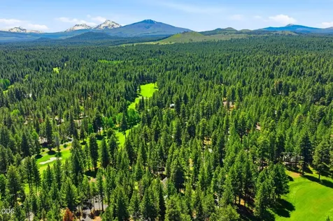 71105 Meadow Grass Circle Black Butte Ranch OR 97759