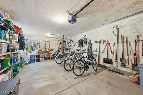 71105 Meadow Grass Circle Black Butte Ranch OR 97759
