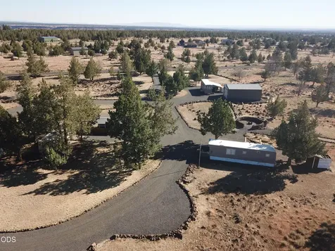 13729 SW Airfield Lane Culver OR 97734