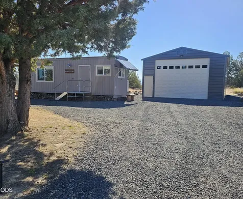 13729 SW Airfield Lane Culver OR 97734