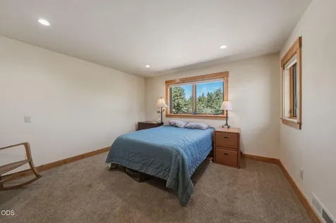 16670 Jordan Road Sisters OR 97759