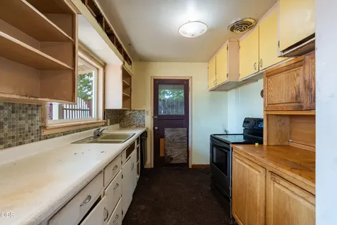 1004 S Grape Street Medford OR 97501