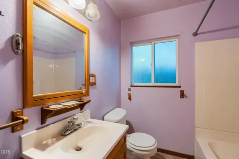 1004 S Grape Street Medford OR 97501