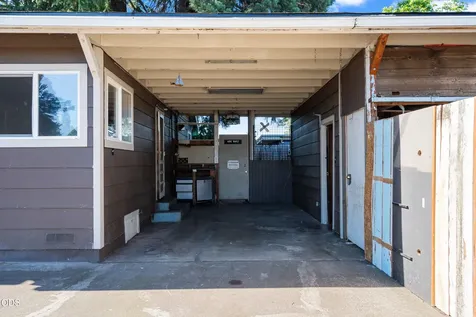 1004 S Grape Street Medford OR 97501